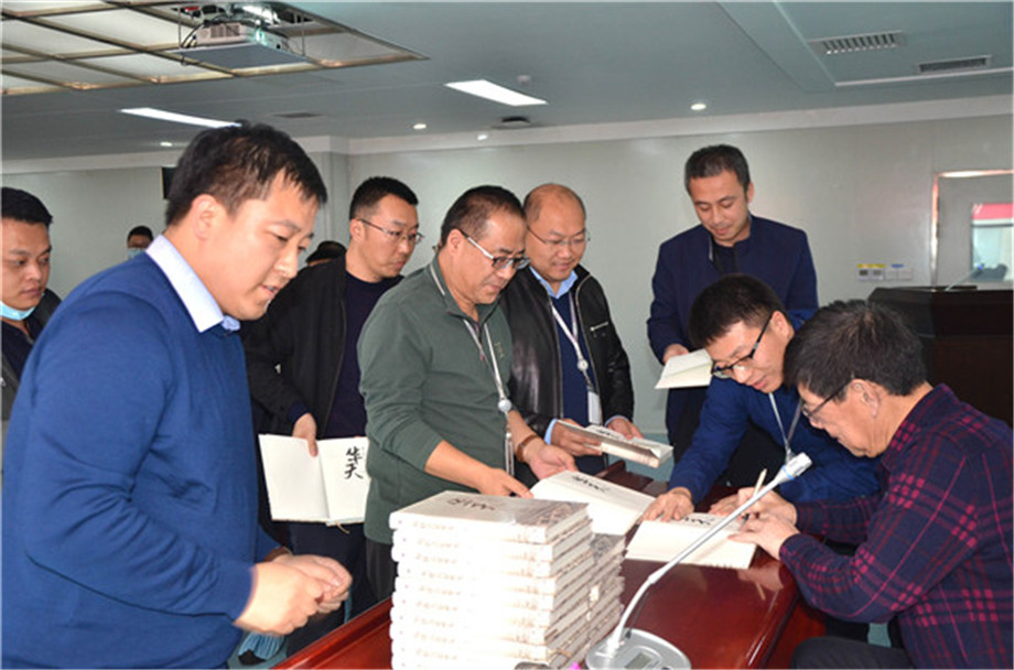 �������������С�Ϊʲô�ǻ��졷������ʽ