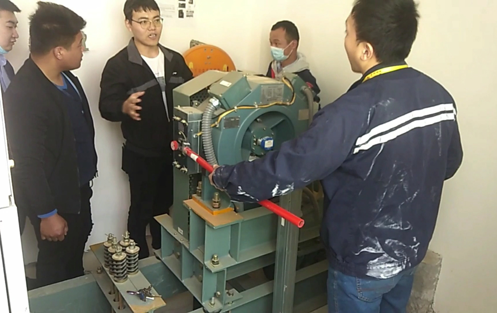 ��˾��֯��չ�����¹�Ӧ������